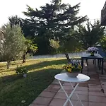 Apartment Maison Accueillante A Avec Jardin