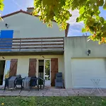 Maison Accueillante A Avec Jardin Apartment