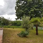 Maison Accueillante A Avec Jardin Apartment Les Martres-de-Veyre