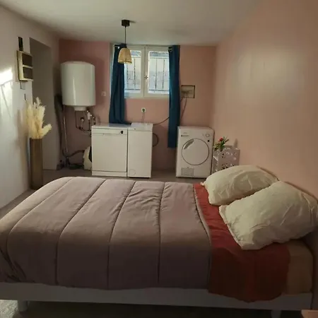 Maison Accueillante A Avec Jardin * Les Martres-de-Veyre