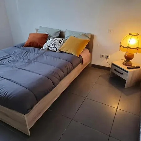 Maison Accueillante A Avec Jardin * Les Martres-de-Veyre