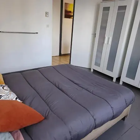 아파트 Maison Accueillante A Avec Jardin *