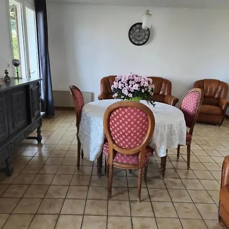 Maison Accueillante A Avec Jardin 公寓 Les Martres-de-Veyre