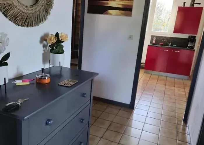 Maison Accueillante A Avec Jardin